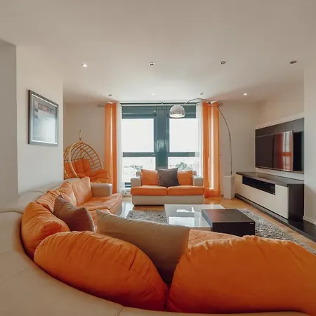 Appartement Downtown Grand Tower View By Vacationy *