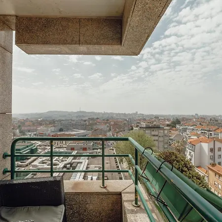 Downtown Grand Tower View By Vacationy Apartment