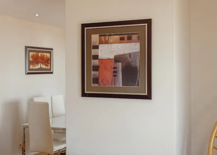 Downtown Grand Tower View By Vacationy ポルト