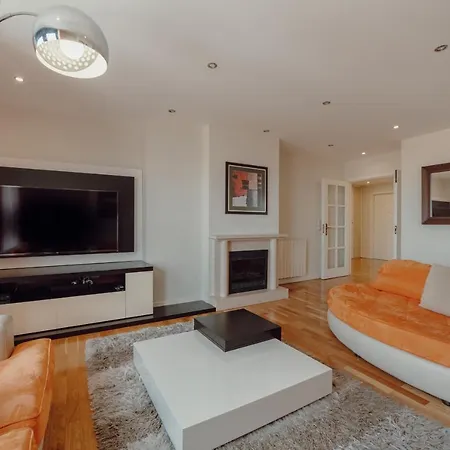 Apartament Downtown Grand Tower View By Vacationy Porto