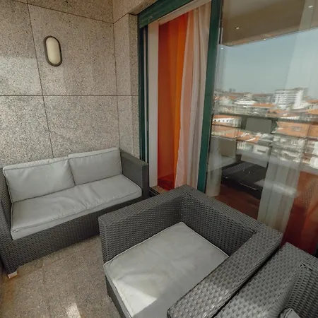 Apartament Downtown Grand Tower View By Vacationy