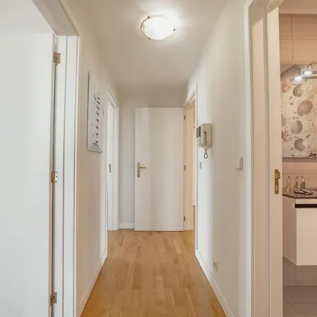 Downtown Grand Tower View By Vacationy Apartament Porto