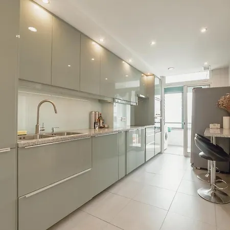 Apartament Downtown Grand Tower View By Vacationy Porto