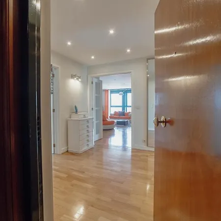 Downtown Grand Tower View By Vacationy *