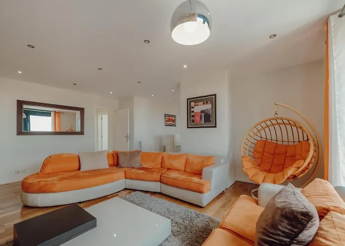 Downtown Grand Tower View By Vacationy Appartamento