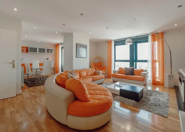 Downtown Grand Tower View By Vacationy