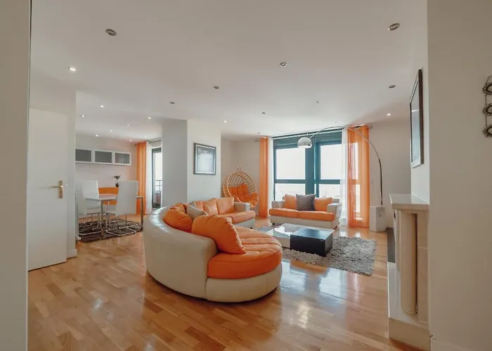 Downtown Grand Tower View By Vacationy